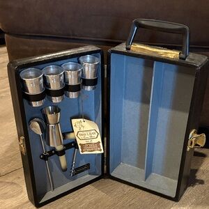 Vintage 1960s The Original Trav-L-Bar by Ever-Wear Set Travel Bar with key